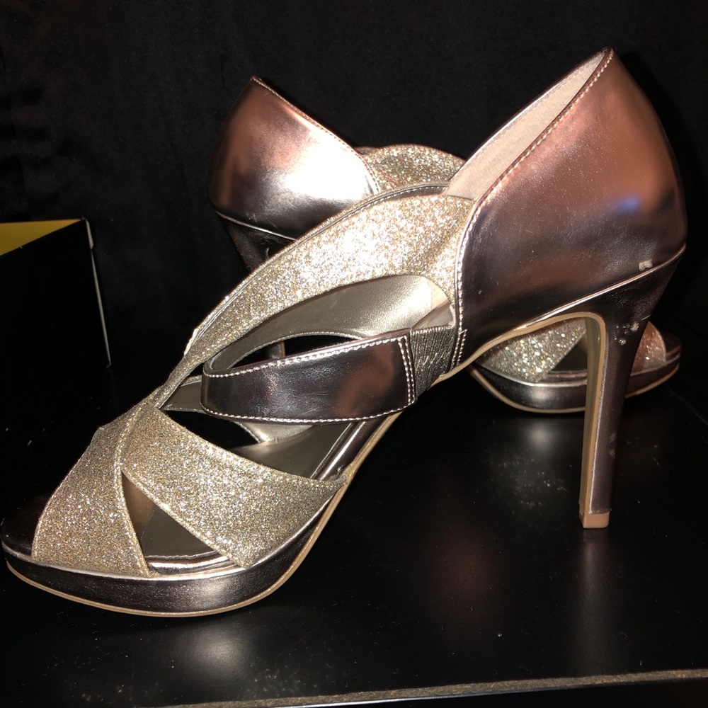 Fioni Night Halo Gold Open Toe Heels